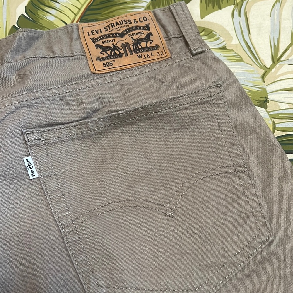 Levi’s 505 size 36 x 32